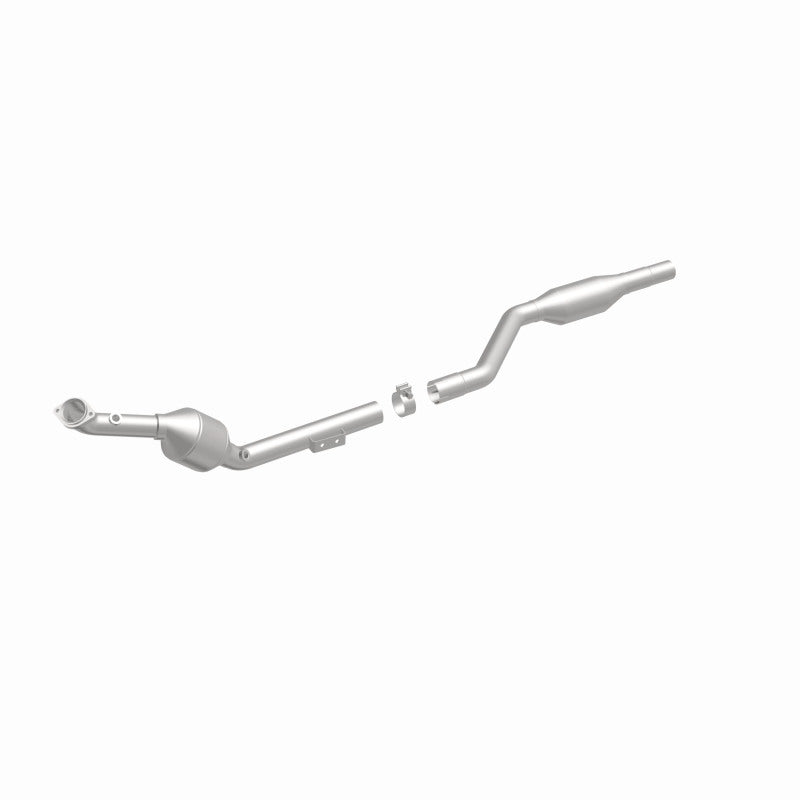 MagnaFlow Mercedes-Benz California Grade CARB Compliant Direct-Fit Catalytic Converter 454043 360 Degree Image Set