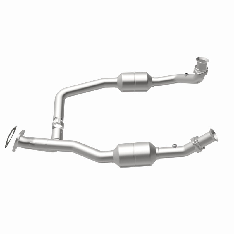 Magnaflow 2003 Ford E-350 Super Duty 5.4L Direct Fit Converter 4583378 4583378 360 Degree Image Set