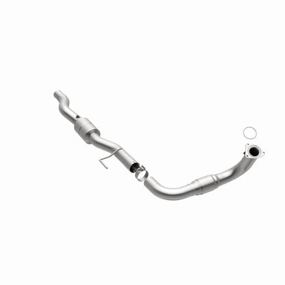 MagnaFlow OEM Grade Federal / EPA Compliant Direct-Fit Catalytic Converter 49636 360 Degree Image Set