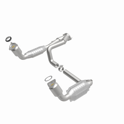 MagnaFlow California Grade CARB Compliant Direct-Fit Catalytic Converter 447284 360 Degree Image Set