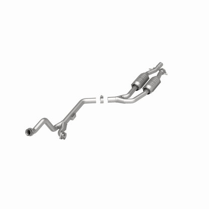 MagnaFlow Mercedes-Benz Standard Grade Federal / EPA Compliant Direct-Fit Catalytic Converter 23573 360 Degree Image Set