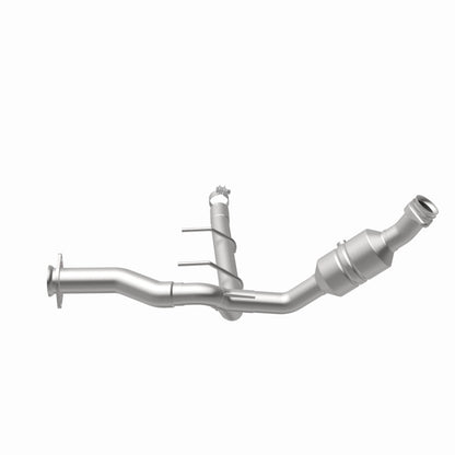 MagnaFlow Ford F-150 California Grade CARB Compliant Direct-Fit Catalytic Converter 5551139 360 Degree Image Set