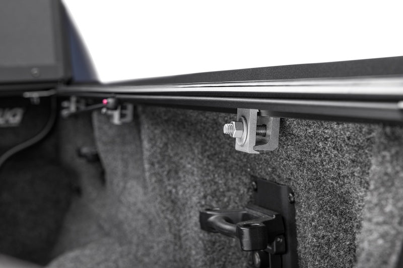 Extang 16-23 Toyota Tacoma (No Trail Spec Ed. Storage Box) 5ft. Bed Endure ALX 80830 80830 User 1