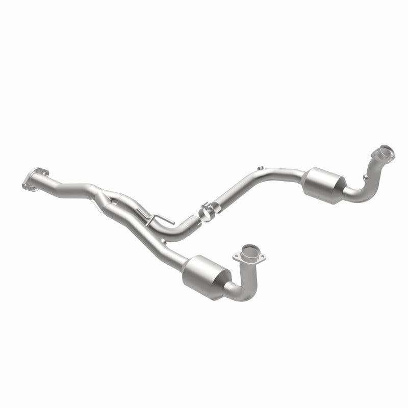 MagnaFlow Jeep Liberty California Grade CARB Compliant Direct-Fit Catalytic Converter 5451186 360 Degree Image Set