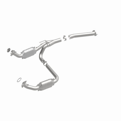 MagnaFlow HM Grade Federal / EPA Compliant Direct-Fit Catalytic Converter 24081 360 Degree Image Set