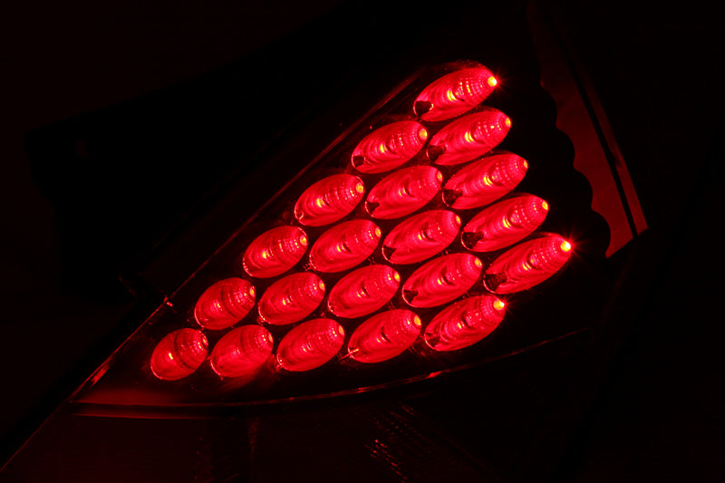 Anzo 2003-2005 Nissan 350Z LED Taillights Red 321083 User 1