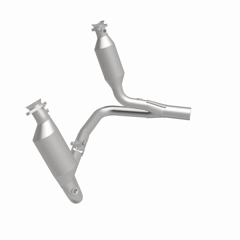 Magnaflow 2004 Dodge Dakota 3.7L Direct Fit Catalytic Converter 4651657 4651657 360 Degree Image Set