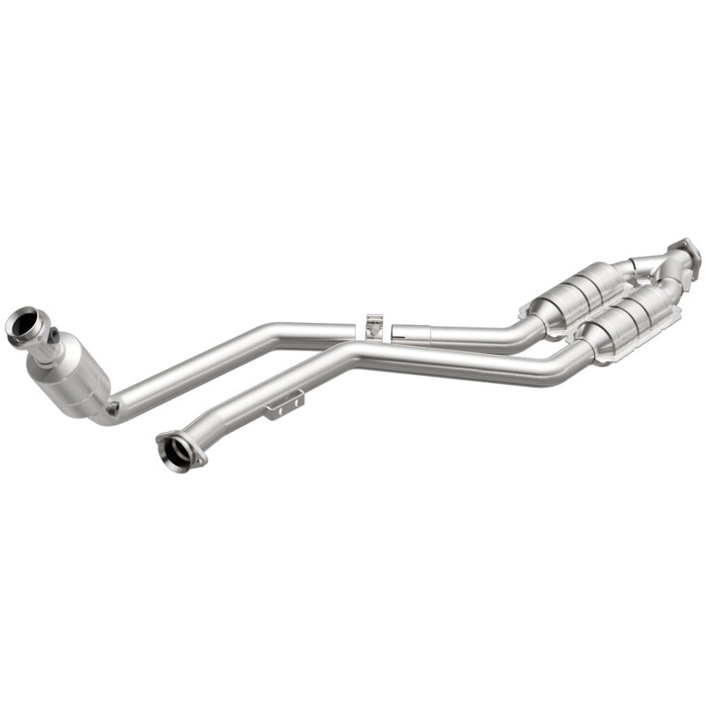 MagnaFlow Mercedes-Benz HM Grade Federal / EPA Compliant Direct-Fit Catalytic Converter 24044 Photo - Primary