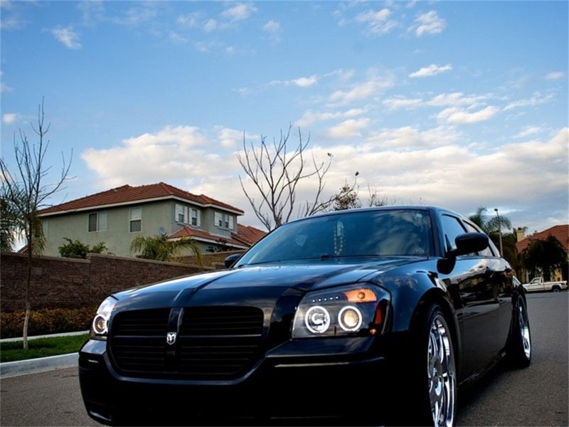 Spyder Dodge Magnum 05-07 Projector Headlights CCFL Halo LED Blk PRO-YD-DMAG05-CCFL-BK 5009852 5009852 Photo - Mounted