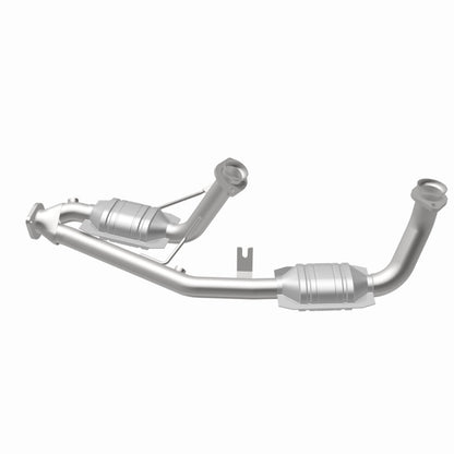 MagnaFlow HM Grade Federal / EPA Compliant Direct-Fit Catalytic Converter 93436 360 Degree Image Set