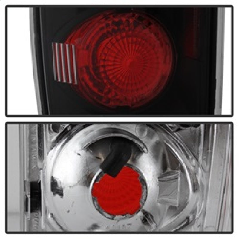 Spyder Chevy Blazer 95-05/Oldsmobile Bravada 96-01 Euro Tail Lights Blk ALT-YD-CB95-BK 5001146 5001146 Photo - Unmounted