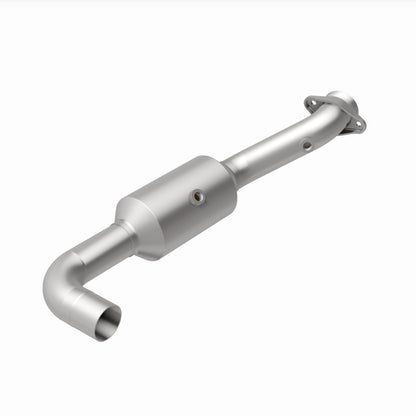 Magnaflow 18-21 Ford Expedition Left Underbody 3.5L Direct Fit Catalytic Converter 280218 280218 360 Degree Image Set