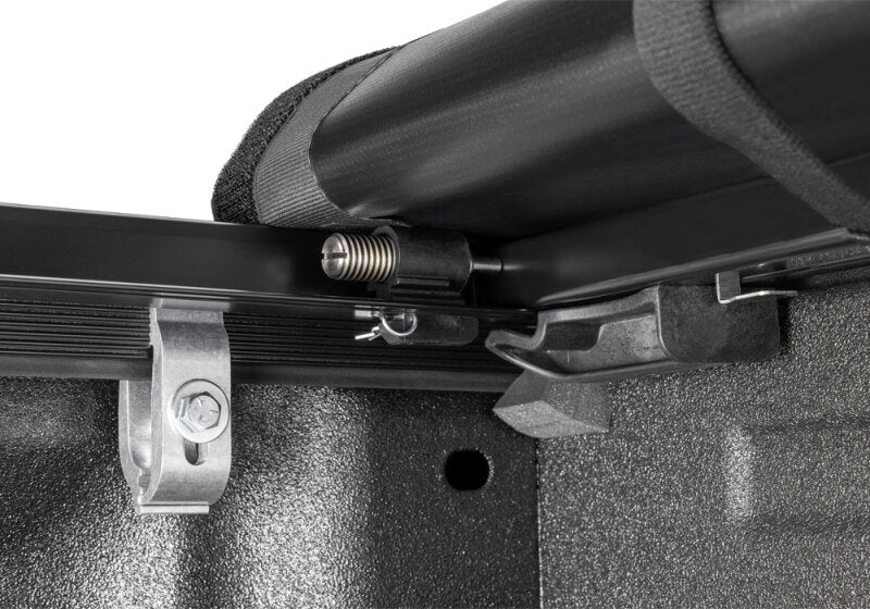 Truxedo Pro X15 15-19 Ford F-150 6'6" Bed 1498301 Photo - Close Up
