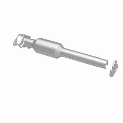 MagnaFlow Toyota Highlander HM Grade Federal / EPA Compliant Direct-Fit Catalytic Converter 24373 360 Degree Image Set
