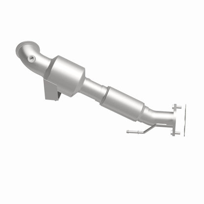 MagnaFlow Ford Focus California Grade CARB Compliant Direct-Fit Catalytic Converter 5561633 360 Degree Image Set