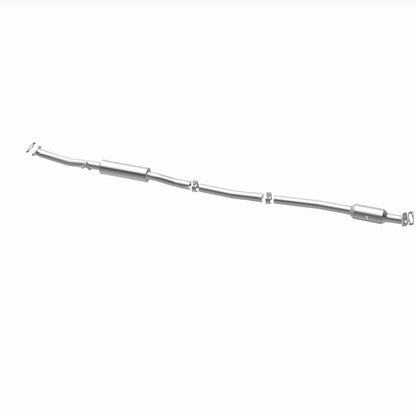 Magnaflow 16-17 Hyundai Tucson L4 2.0 OEM Underbody Direct Fit Catalytic Converter 21-146 21-146 360 Degree Image Set
