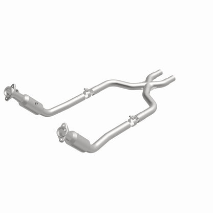 MagnaFlow Ford Mustang California Grade CARB Compliant Direct-Fit Catalytic Converter 5561977 360 Degree Image Set