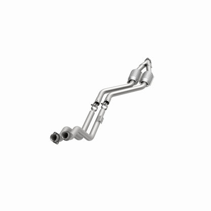 MagnaFlow Mercedes-Benz C220 Standard Grade Federal / EPA Compliant Direct-Fit Catalytic Converter 23578 360 Degree Image Set