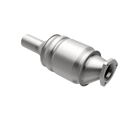 MagnaFlow Volkswagen HM Grade Federal / EPA Compliant Direct-Fit Catalytic Converter 22952 360 Degree Image Set