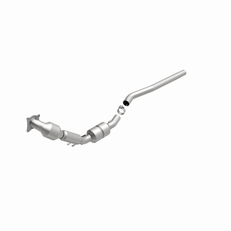 MagnaFlow Volkswagen Passat California Grade CARB Compliant Direct-Fit Catalytic Converter 551361 360 Degree Image Set