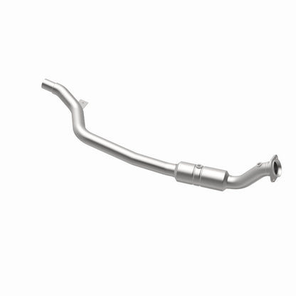 MagnaFlow OEM Grade Federal / EPA Compliant Direct-Fit Catalytic Converter 52100 360 Degree Image Set