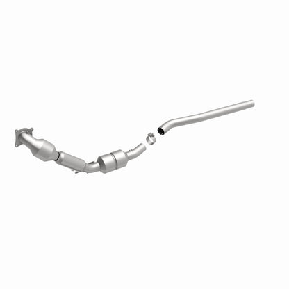 MagnaFlow Volkswagen Passat HM Grade Federal / EPA Compliant Direct-Fit Catalytic Converter 24298 360 Degree Image Set