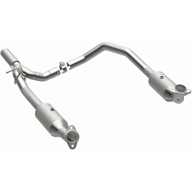 Magnaflow 17-18 Ford E-350 6.8L Direct Fit Converter 280014 280014 Photo - out of package