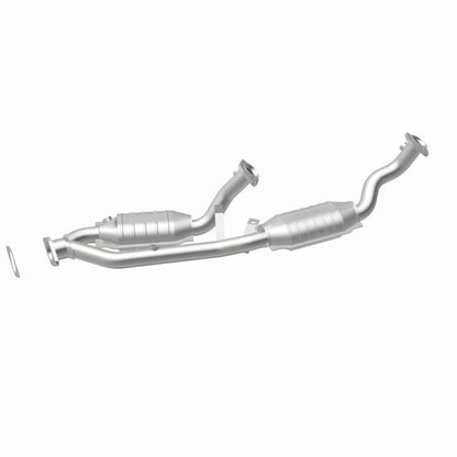 MagnaFlow Ford Windstar HM Grade Federal / EPA Compliant Direct-Fit Catalytic Converter 23543 360 Degree Image Set