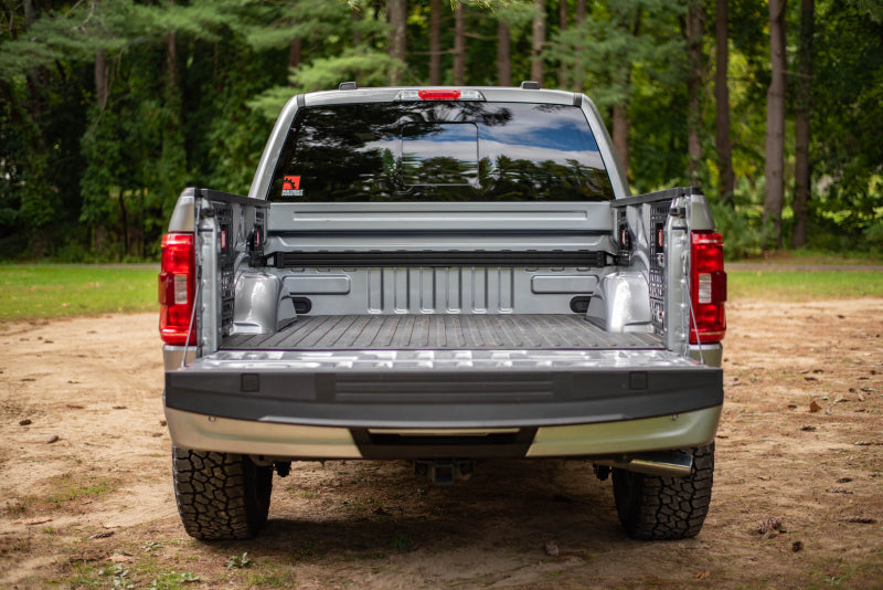 BuiltRight Industries 2015+ Ford F150/Raptor 5.5ft Bed - Bulkhead Rail System 107011 107011 Photo - Mounted