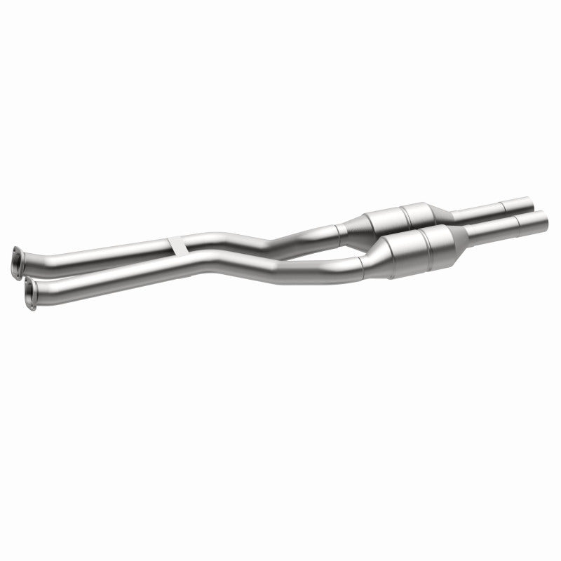 MagnaFlow BMW OEM Grade Federal / EPA Compliant Direct-Fit Catalytic Converter 49760 360 Degree Image Set