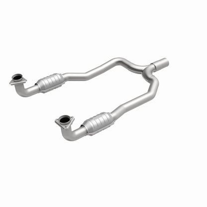 MagnaFlow Chevrolet Corvette Standard Grade Federal / EPA Compliant Direct-Fit Catalytic Converter 93487 360 Degree Image Set