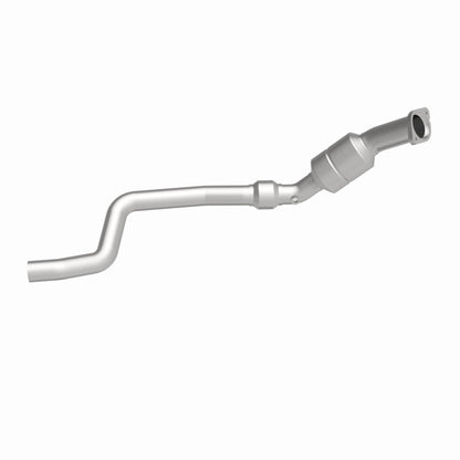 MagnaFlow OEM Grade Federal / EPA Compliant Direct-Fit Catalytic Converter 51584 360 Degree Image Set