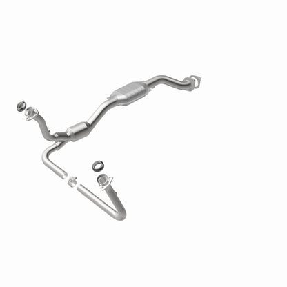MagnaFlow Chevrolet Blazer HM Grade Federal / EPA Compliant Direct-Fit Catalytic Converter 23139 360 Degree Image Set