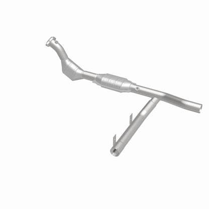MagnaFlow Ford Expedition HM Grade Federal / EPA Compliant Direct-Fit Catalytic Converter 93130 360 Degree Image Set
