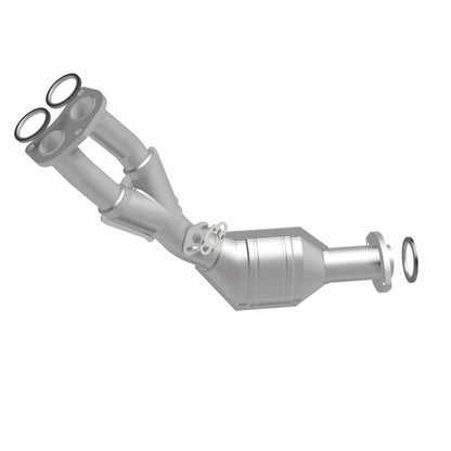 MagnaFlow Toyota Tacoma HM Grade Federal / EPA Compliant Direct-Fit Catalytic Converter 23755 360 Degree Image Set