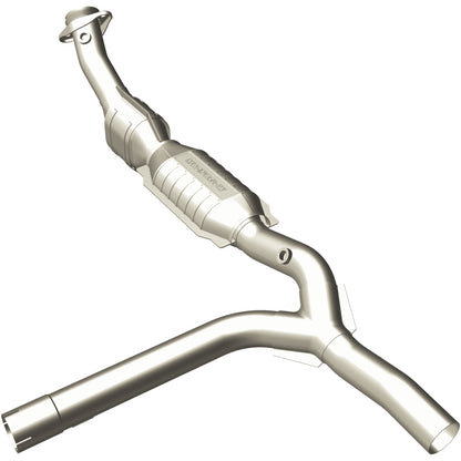 MagnaFlow Ford OEM Grade Federal / EPA Compliant Direct-Fit Catalytic Converter 49622 Photo - Primary