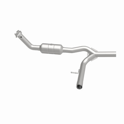 MagnaFlow Ford F-150 California Grade CARB Compliant Direct-Fit Catalytic Converter 5451410 360 Degree Image Set