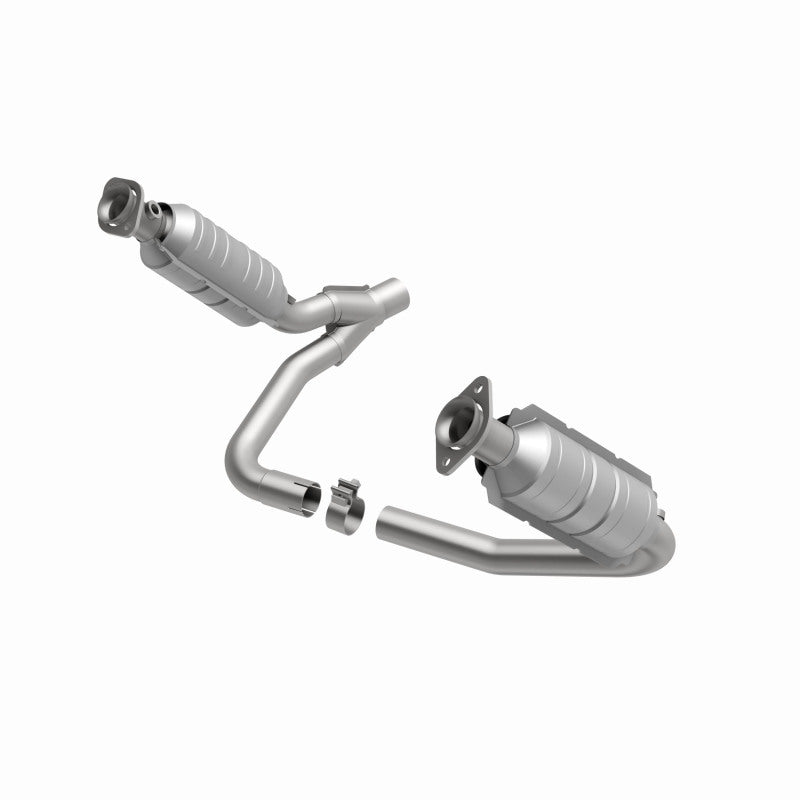 MagnaFlow Mitsubishi Raider California Grade CARB Compliant Direct-Fit Catalytic Converter 4451627 360 Degree Image Set