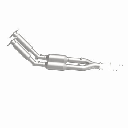 MagnaFlow Volvo S80 California Grade CARB Compliant Direct-Fit Catalytic Converter 4481156 360 Degree Image Set