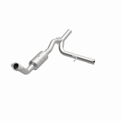 MagnaFlow Ford F-150 HM Grade Federal / EPA Compliant Direct-Fit Catalytic Converter 93124 360 Degree Image Set