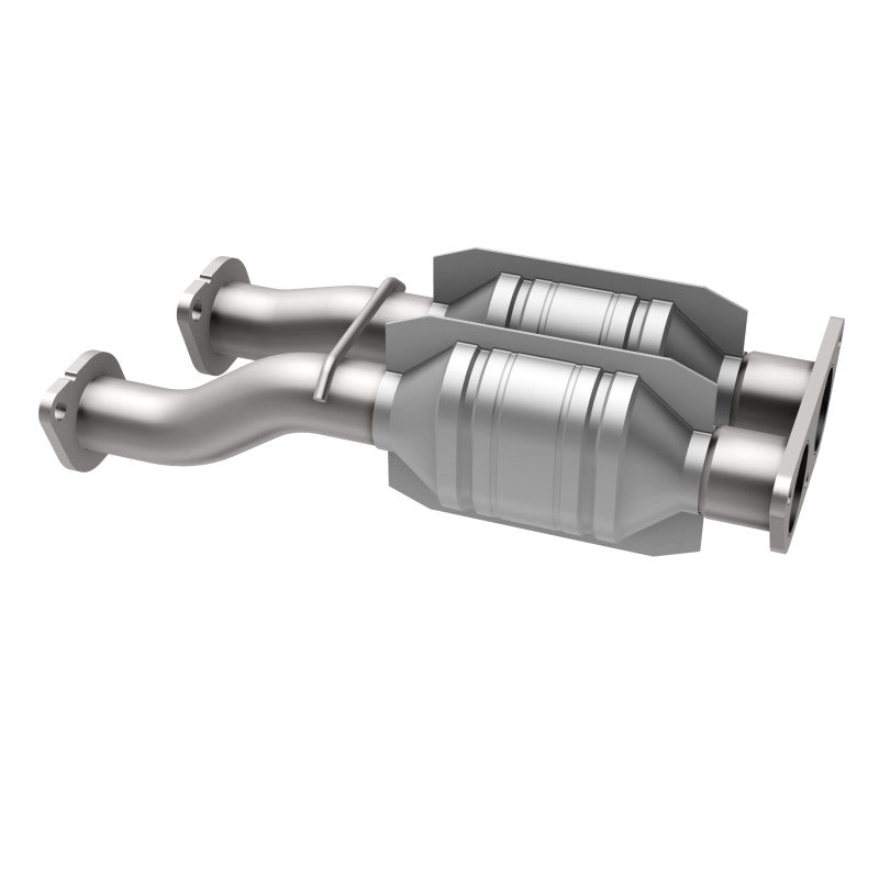 MagnaFlow California Grade CARB Compliant Direct-Fit Catalytic Converter 447201 360 Degree Image Set