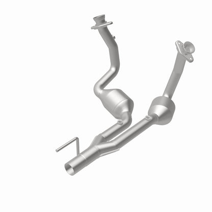 MagnaFlow Jeep Grand Cherokee OEM Grade Federal / EPA Compliant Direct-Fit Catalytic Converter 49074 360 Degree Image Set