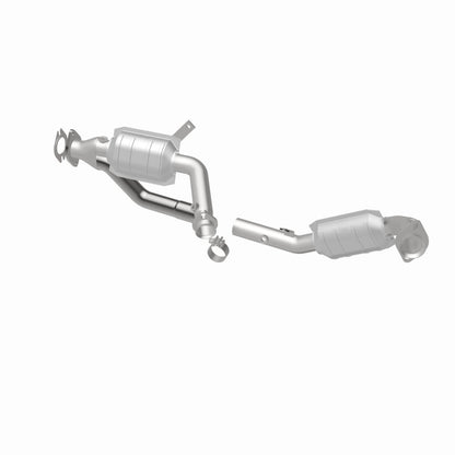 MagnaFlow HM Grade Federal / EPA Compliant Direct-Fit Catalytic Converter 23534 360 Degree Image Set