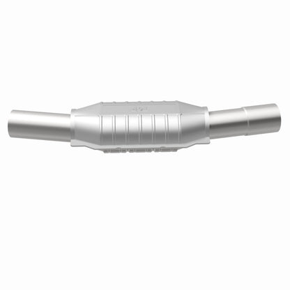 MagnaFlow Standard Grade Federal / EPA Compliant Direct-Fit Catalytic Converter 93432 360 Degree Image Set