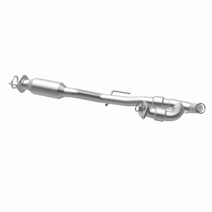MagnaFlow Nissan Quest OEM Grade Federal / EPA Compliant Direct-Fit Catalytic Converter 52702 360 Degree Image Set