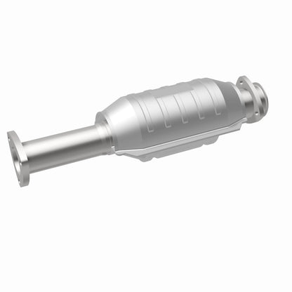 MagnaFlow Saab 900 Standard Grade Federal / EPA Compliant Direct-Fit Catalytic Converter 22834 360 Degree Image Set