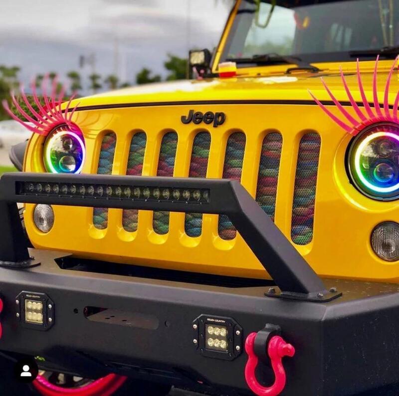 ORACLE Lighting Oracle Jeep Wrangler JL/Gladiator JT 7in. High Powered LED Headlights (Pair) - Dynamic - Dynamic 5769J-332 5769J-332 Photo - lifestyle view