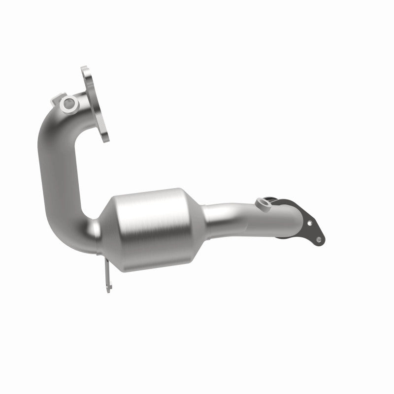 MagnaFlow Nissan Juke OEM Grade Federal / EPA Compliant Direct-Fit Catalytic Converter 52439 360 Degree Image Set