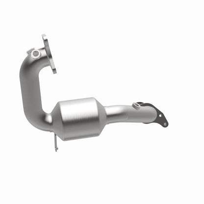 MagnaFlow Nissan Juke OEM Grade Federal / EPA Compliant Direct-Fit Catalytic Converter 52439 360 Degree Image Set