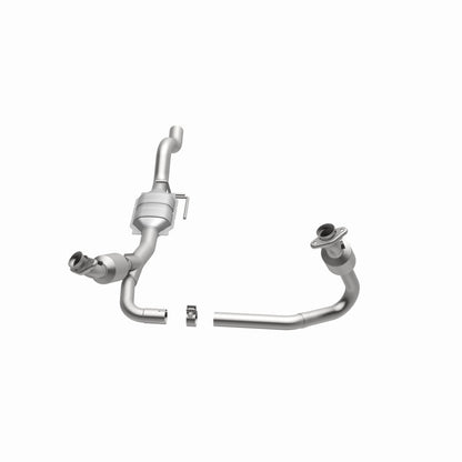 MagnaFlow Dodge Dakota HM Grade Federal / EPA Compliant Direct-Fit Catalytic Converter 23735 360 Degree Image Set